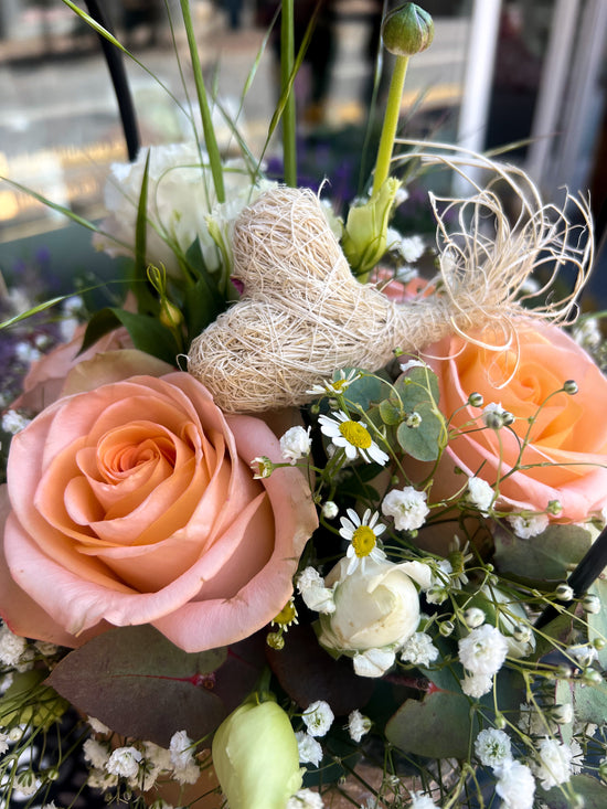 Amelia Blumengescteck